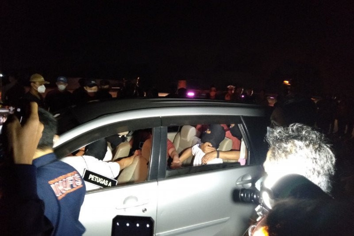 Soal Penembakan 6 Laskar FPI, Pakar Top Beber Fakta Mencengangkan ( foto: antara/jpnn) Soal Penembakan 6 Laskar FPI, Pakar Top Beber Fakta Mencengangkan ( foto: antara/jpnn)