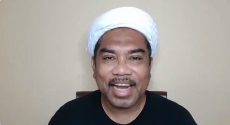 Kritikan Puan Menggelegar, Ali Ngabalin Pasang Badan Bela Jokowi ( foto: Twitter)