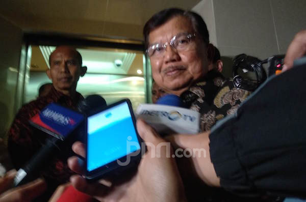 usuf Kalla (JK). Foto: Arsip JPNN.Com/Aristo Setiawan usuf Kalla (JK). Foto: Arsip JPNN.Com/Aristo Setiawan