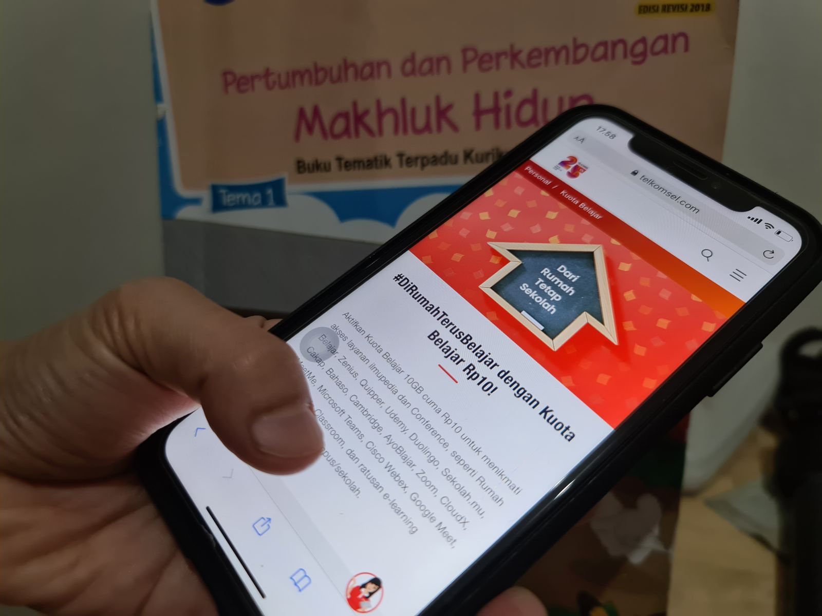 Paket dengan kuota data 10GB senilai Rp 10 memberikan keunggulan dari gabungan paket kuota data Ilmupedia dan Conference. Foto: Corcom Telkomsel Paket dengan kuota data 10GB senilai Rp 10 memberikan keunggulan dari gabungan paket kuota data Ilmupedia dan Conference. Foto: Corcom Telkomsel