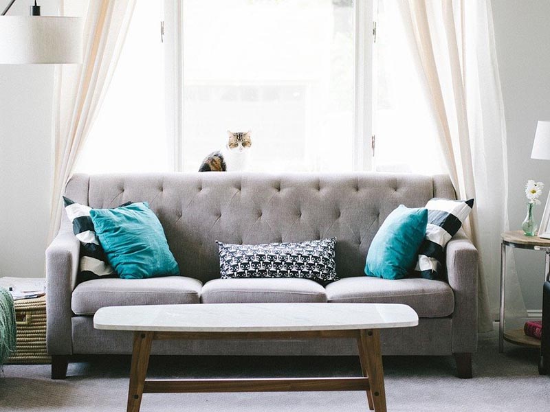 Membuka jendela rumah dapat menghilangkan aura negatif. Foto: Pixabay Membuka jendela rumah dapat menghilangkan aura negatif. Foto: Pixabay