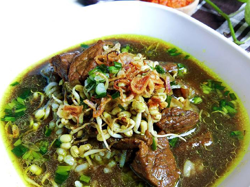 Rawon khas Surabaya. Foto: Cookpad Rawon khas Surabaya. Foto: Cookpad