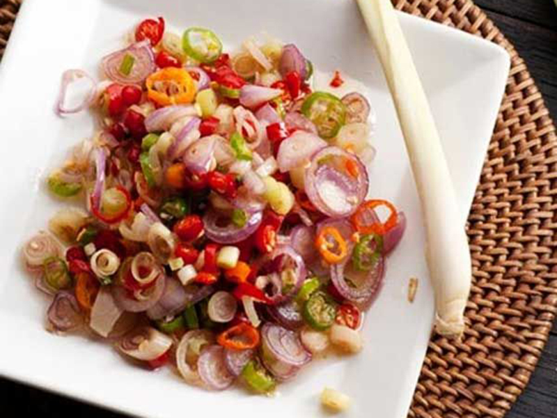Sambal matah Bali. Foto: Pinterest Sambal matah Bali. Foto: Pinterest
