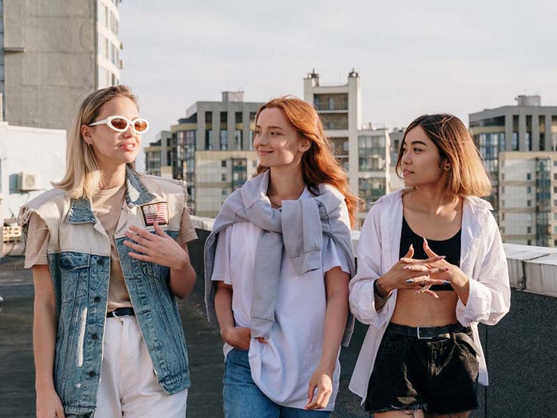 Ilustrasi orang yang pandai menghasut. Foto: Pexels Ilustrasi orang yang pandai menghasut. Foto: Pexels