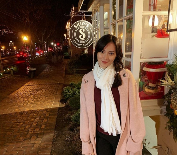 Berlandaskan Cinta, 3 Artis Cantik Ini Pindah Agama. Foto: instagram @asmirandah89 Berlandaskan Cinta, 3 Artis Cantik Ini Pindah Agama. Foto: instagram @asmirandah89