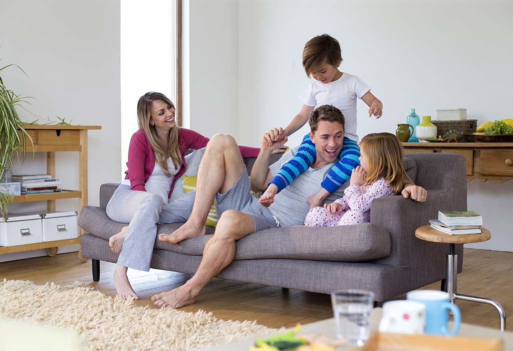 Menciptakan Rumah yang Nyaman dan Aman untuk Si Kecil. Foto: firstcry parenting Menciptakan Rumah yang Nyaman dan Aman untuk Si Kecil. Foto: firstcry parenting