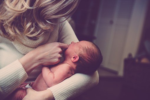 Ilustrasi ibu dan bayi. Foto: Pixabay Ilustrasi ibu dan bayi. Foto: Pixabay