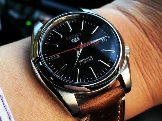 Melihat Karakter Seseorang dari Cara Memakai Jam Tangan (Foto: Pinterest) Melihat Karakter Seseorang dari Cara Memakai Jam Tangan (Foto: Pinterest)