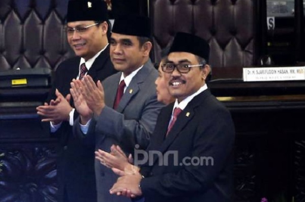 Wakil Ketua MPR Jazilul Fawaid bersama Ahmad Muzani dan Ahmad Basarah. (Foto: dokumen JPNN/Ricardo) Wakil Ketua MPR Jazilul Fawaid bersama Ahmad Muzani dan Ahmad Basarah. (Foto: dokumen JPNN/Ricardo)