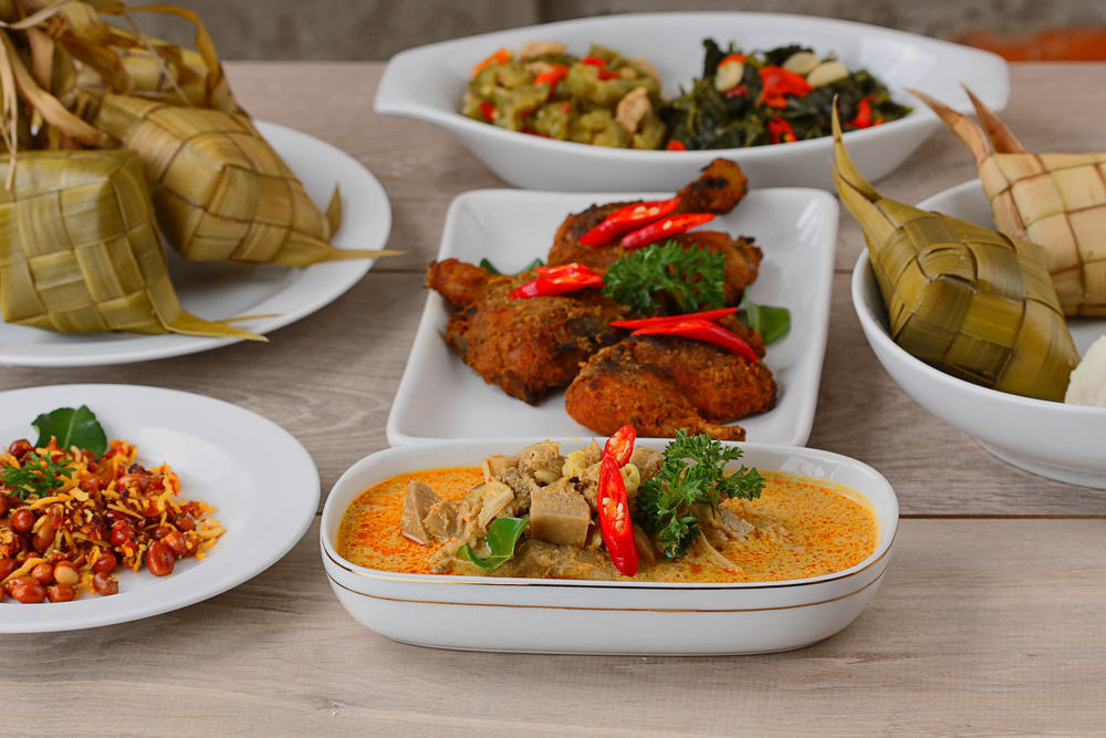 3 Rumus Sehat Menjalani Momen Idulfitri. Foto: Hellosehat 3 Rumus Sehat Menjalani Momen Idulfitri. Foto: Hellosehat