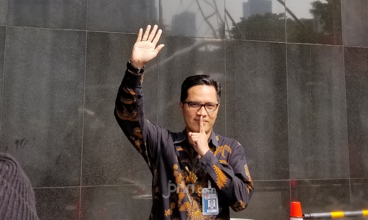 Febri Diansyah, mantan jubir KPK. Foto:JPNN.com Febri Diansyah, mantan jubir KPK. Foto:JPNN.com