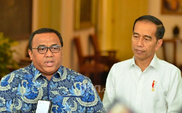 Presiden KSPSI Andi Gani usai pertemuan dengan Presiden Jokowi di Istana Kepresidenan Bogor, Senin (30/9). (Foto M Fathra N.I/JPNN) Presiden KSPSI Andi Gani usai pertemuan dengan Presiden Jokowi di Istana Kepresidenan Bogor, Senin (30/9). (Foto M Fathra N.I/JPNN)