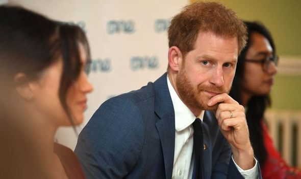 Pangeran Harry. Foto: Daily Express Pangeran Harry. Foto: Daily Express