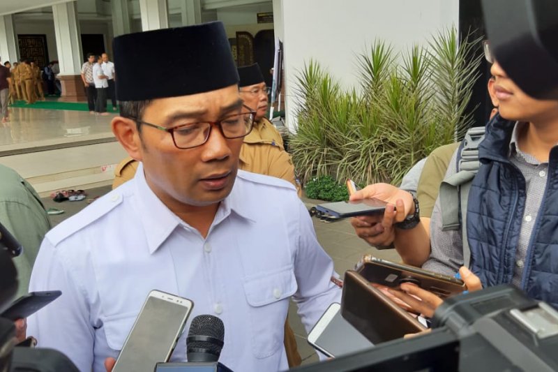 Gubernur Jawa Barat M Ridwan Kamil atau Emil. (Dok ASJ) Gubernur Jawa Barat M Ridwan Kamil atau Emil. (Dok ASJ)