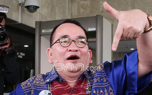 Mendadak Ruhut Sitompul Skakmat Anies Baswedan, Bikin Melongo (Foto: JPNN.com/GenPI.co) Mendadak Ruhut Sitompul Skakmat Anies Baswedan, Bikin Melongo (Foto: JPNN.com/GenPI.co)