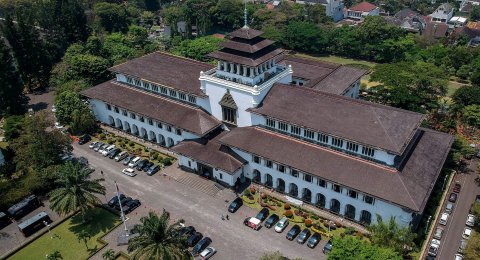 Gedung Sate. ANTARA FOTO/Raisan Al Faris Gedung Sate. ANTARA FOTO/Raisan Al Faris