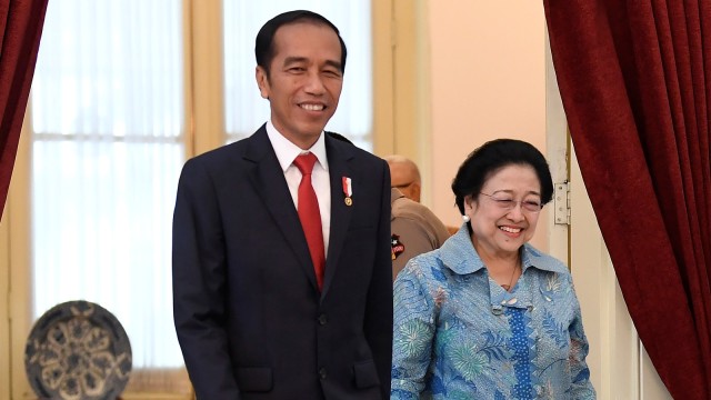 Presiden Jokowi bersama Ketum PDIP Megawati Soekanorputri. Foto: ANTARA/Puspa Perwitasari Presiden Jokowi bersama Ketum PDIP Megawati Soekanorputri. Foto: ANTARA/Puspa Perwitasari
