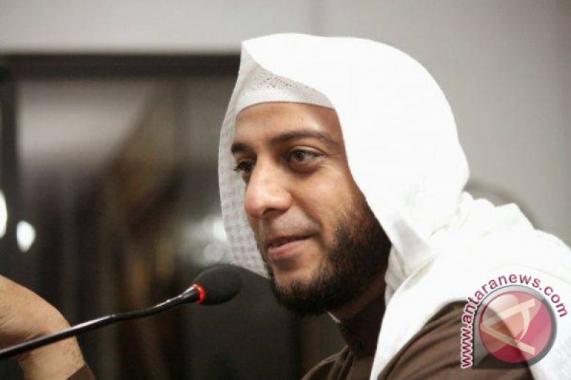 Syekh Ali Jaber. Foto: Antara Syekh Ali Jaber. Foto: Antara