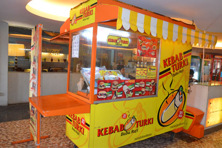 Kebab Turki Baba Rafi. Foto: Mallkelapagading.com Kebab Turki Baba Rafi. Foto: Mallkelapagading.com