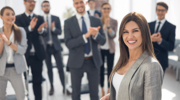 Ilustrasi: women business Ilustrasi: women business