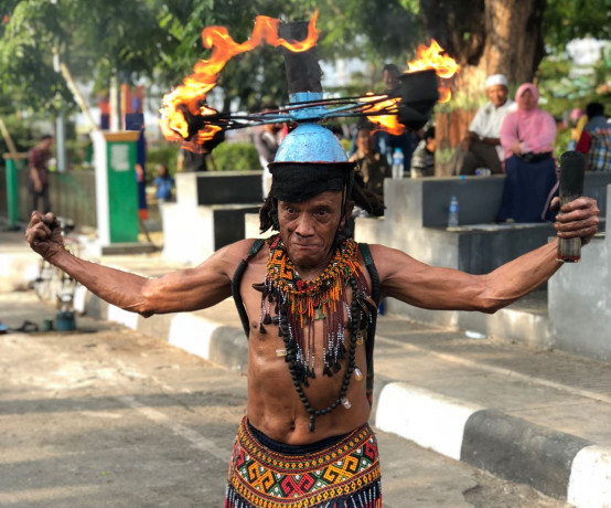 Kai (Kakek) Api di Festival Pasar terapung 2018 Kai (Kakek) Api di Festival Pasar terapung 2018