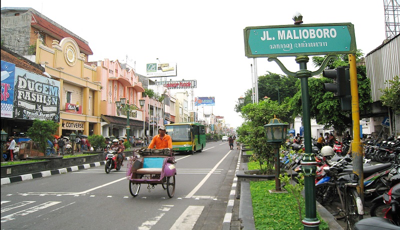 Yogyakarta (ist) Yogyakarta (ist)