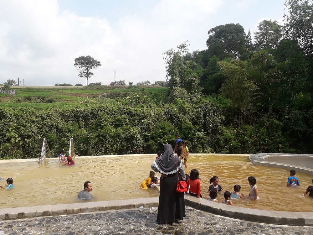 Taman Kungkum Kalinaget, destinasi wisata baru di Wonosobo. Taman Kungkum Kalinaget, destinasi wisata baru di Wonosobo.