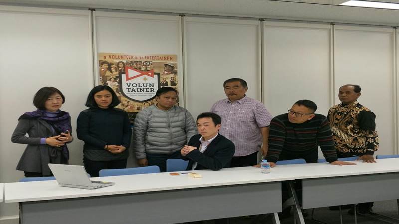 Dinas Kepemudaan Olahraga dan Pariwisata saat melakukan studi tiru ke Tokyo, terkait kegiatan Borobudur Marathon 2019 (foto: Diaspora Jateng). Dinas Kepemudaan Olahraga dan Pariwisata saat melakukan studi tiru ke Tokyo, terkait kegiatan Borobudur Marathon 2019 (foto: Diaspora Jateng).