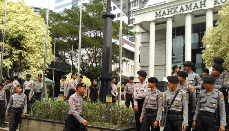 Gedung Mahkamah Konstitusi dijaga ribuan aparat keamanan. (ist) Gedung Mahkamah Konstitusi dijaga ribuan aparat keamanan. (ist)