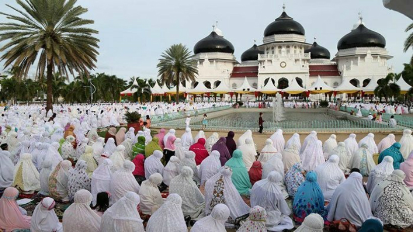 Begini tata cara dan niat Salat Idul Fitri. Pelajari sambil mudik, ya (Foto : Istimewa) Begini tata cara dan niat Salat Idul Fitri. Pelajari sambil mudik, ya (Foto : Istimewa)