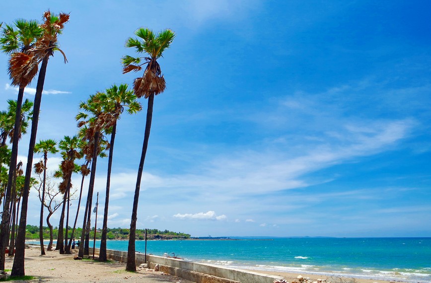Pantai Lasiana, Kota Kupang, NTT. (Foto: Indonesia Kaya) Pantai Lasiana, Kota Kupang, NTT. (Foto: Indonesia Kaya)