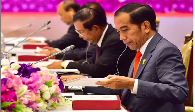 Presiden RI Joko Widodo dalam forum pemimpin ASEAN di Hotel Athenee, Bangkok (instagram) Presiden RI Joko Widodo dalam forum pemimpin ASEAN di Hotel Athenee, Bangkok (instagram)