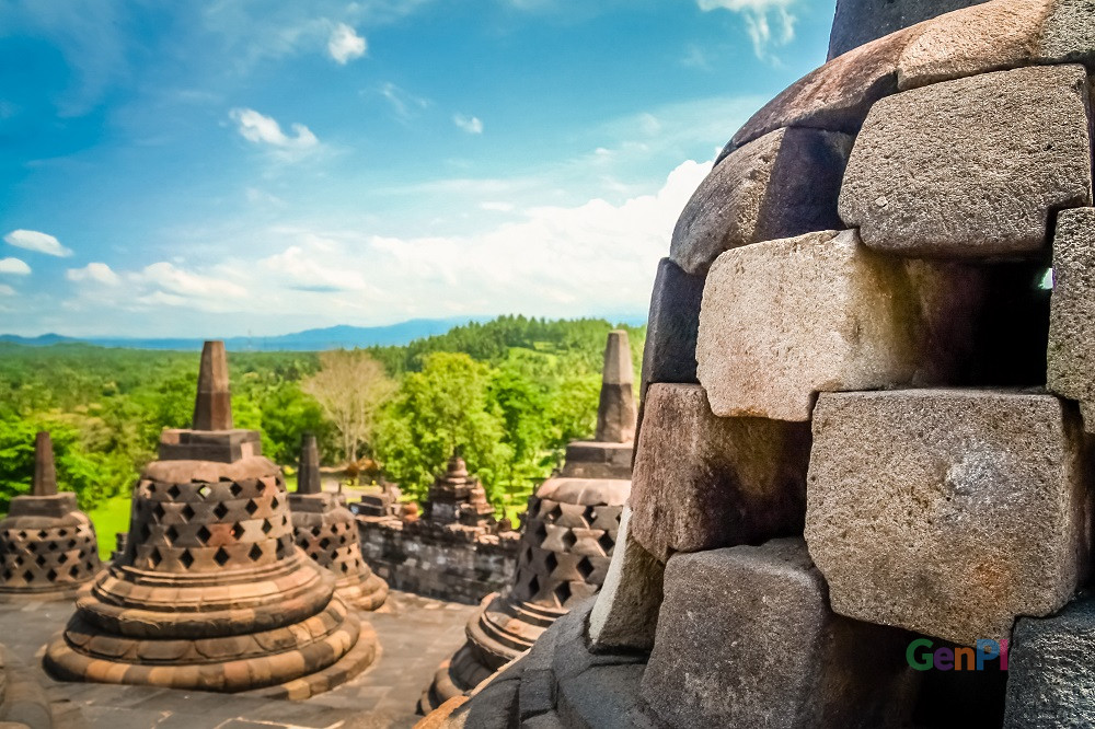 Hatga tiket destinasi wisata Candi Borobudur naik saat libur lebaran. (Foto: Element Envanto) Hatga tiket destinasi wisata Candi Borobudur naik saat libur lebaran. (Foto: Element Envanto)