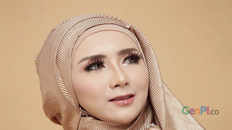 Pedangdut Ucie Sucita, Owner Sarita Beauty (foto: Instagram @satitabeauty) Pedangdut Ucie Sucita, Owner Sarita Beauty (foto: Instagram @satitabeauty)