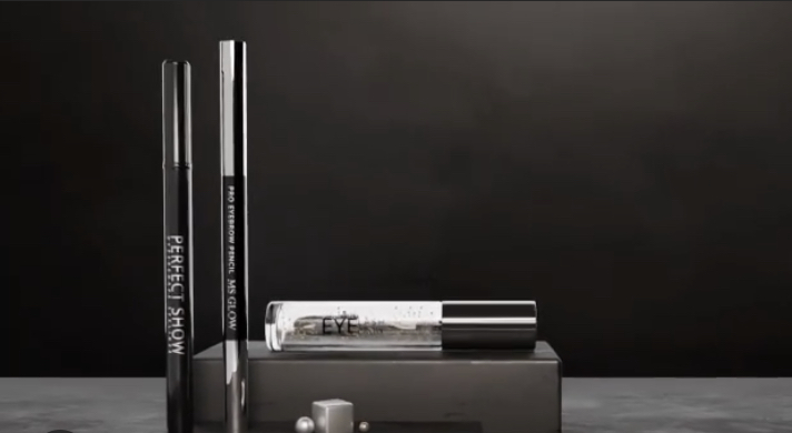Tiga rangkaian produk untuk mempercantik mata. Foto : Instagram @mscosmeticsofficial Tiga rangkaian produk untuk mempercantik mata. Foto : Instagram @mscosmeticsofficial