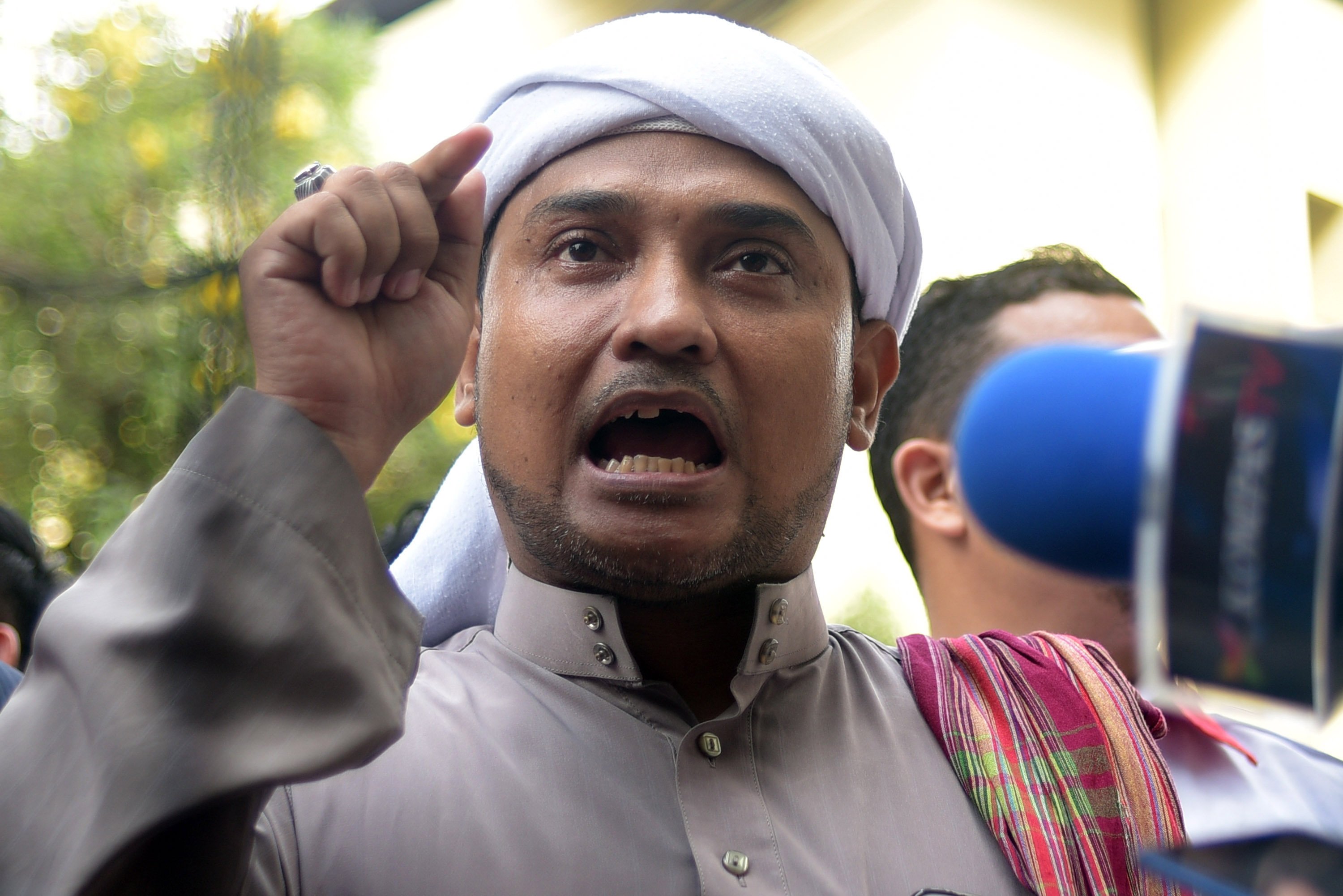 Wasekjen PA 212 Novel Bamukmin ternyata juga menyukai dunia sepak bola. Ajang Piala Eropa 2020 pun sangat dinantinya. (Foto: ANTARA/Sigid Kurniawan) Wasekjen PA 212 Novel Bamukmin ternyata juga menyukai dunia sepak bola. Ajang Piala Eropa 2020 pun sangat dinantinya. (Foto: ANTARA/Sigid Kurniawan)