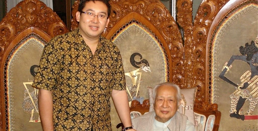 Fadli Zon mengunggah foto lawas mengenang 100 tahun kelahiran Soeharto /Moerdiono via Twitter/@fadlizon Fadli Zon mengunggah foto lawas mengenang 100 tahun kelahiran Soeharto /Moerdiono via Twitter/@fadlizon