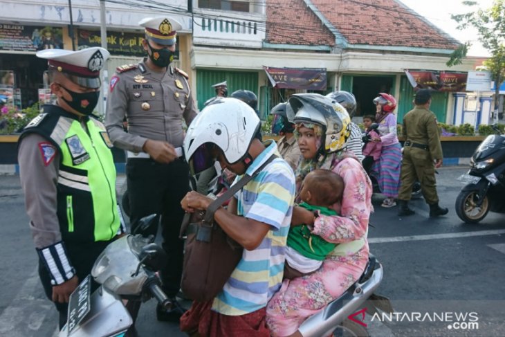 Razia covid-19 Madura. Foto: ANTARA Razia covid-19 Madura. Foto: ANTARA