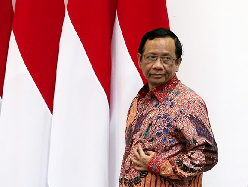 Mahfud MD Siap Revisi UU ITE, Ini Dia Pasal yang Dibidik (Foto: JPNN.com/GenPI.co) Mahfud MD Siap Revisi UU ITE, Ini Dia Pasal yang Dibidik (Foto: JPNN.com/GenPI.co)