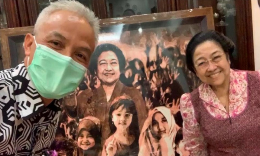 Ganjar Pranowo dan Megawati. (Foto: Jpnn/Instagram/djokosusilo) Ganjar Pranowo dan Megawati. (Foto: Jpnn/Instagram/djokosusilo)