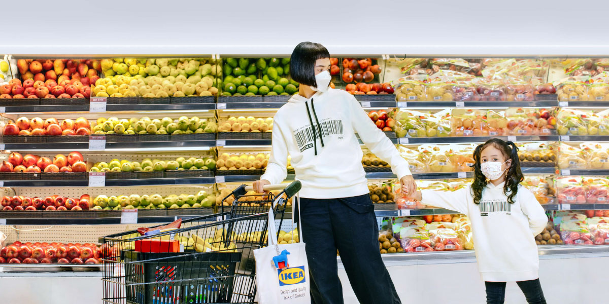 Koleksi fesyen seri IKEA EFTERTRÄDA (Foto: IKEA Indonesia) Koleksi fesyen seri IKEA EFTERTRÄDA (Foto: IKEA Indonesia)