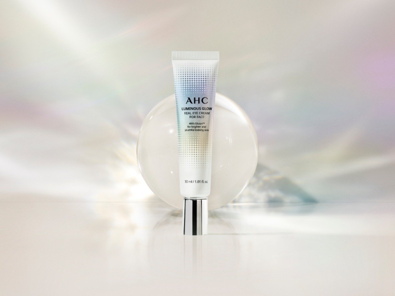 AHC Luminous Glow Real Eye Cream. Foto: PR AHC AHC Luminous Glow Real Eye Cream. Foto: PR AHC