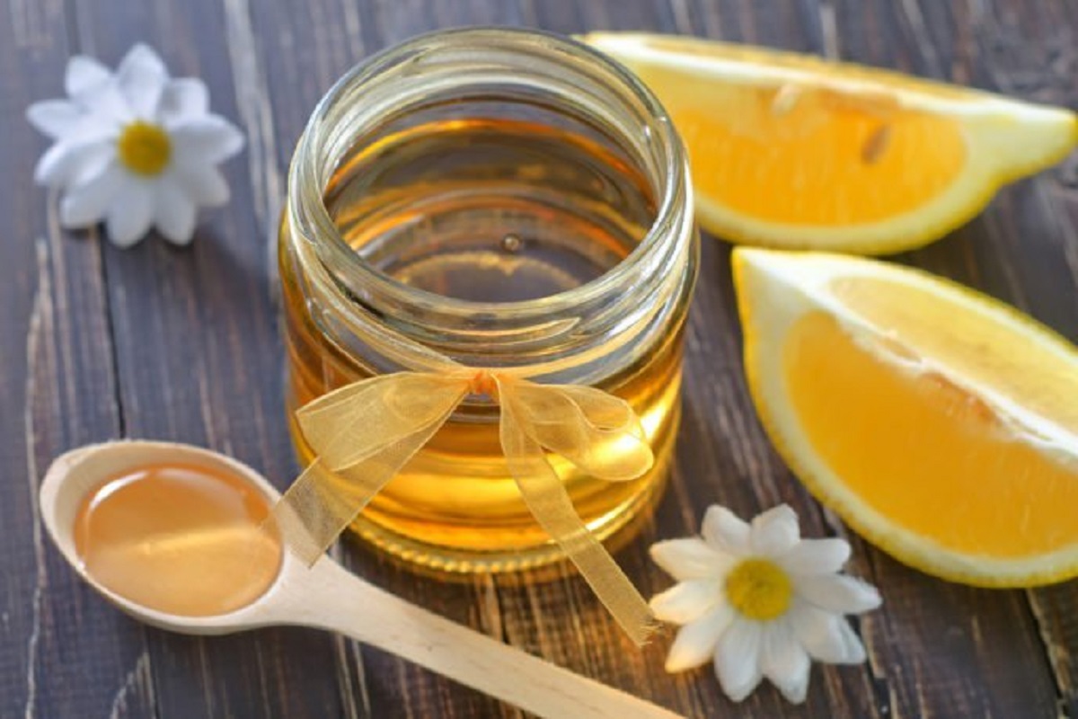 Ilustrasi: Air lemon (Foto: Freepik) Ilustrasi: Air lemon (Foto: Freepik)