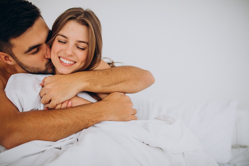 Ilustrasi: Pasangan suami istri (foto: freepik) Ilustrasi: Pasangan suami istri (foto: freepik)