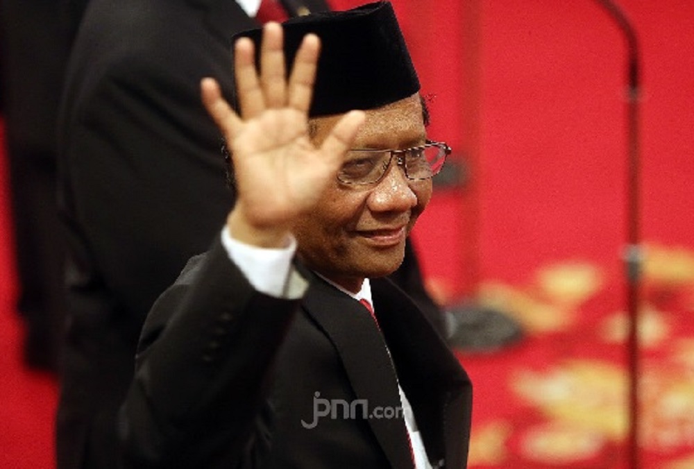 Mahfud MD Blak-blakan Masalah Papua di Depan MRP, Isinya Ternyata (Foto: JPNN.com/GenPI.co) Mahfud MD Blak-blakan Masalah Papua di Depan MRP, Isinya Ternyata (Foto: JPNN.com/GenPI.co)