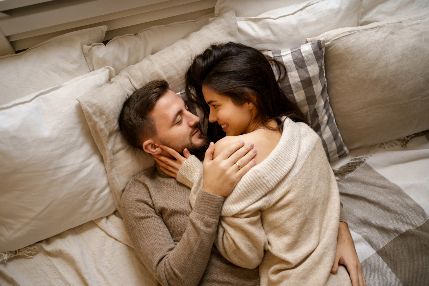 Tidak dapat dipungkiri, hubungan ranjang antara suami dan istri tidak selamanya berjalan mulus. (foto: freepik) Tidak dapat dipungkiri, hubungan ranjang antara suami dan istri tidak selamanya berjalan mulus. (foto: freepik)