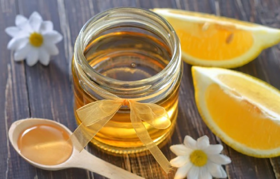 Setiap Pagi Minum Lemon Campur Madu Khasiatnya Mencengangkan (Foto: Shutterstock) Setiap Pagi Minum Lemon Campur Madu Khasiatnya Mencengangkan (Foto: Shutterstock)