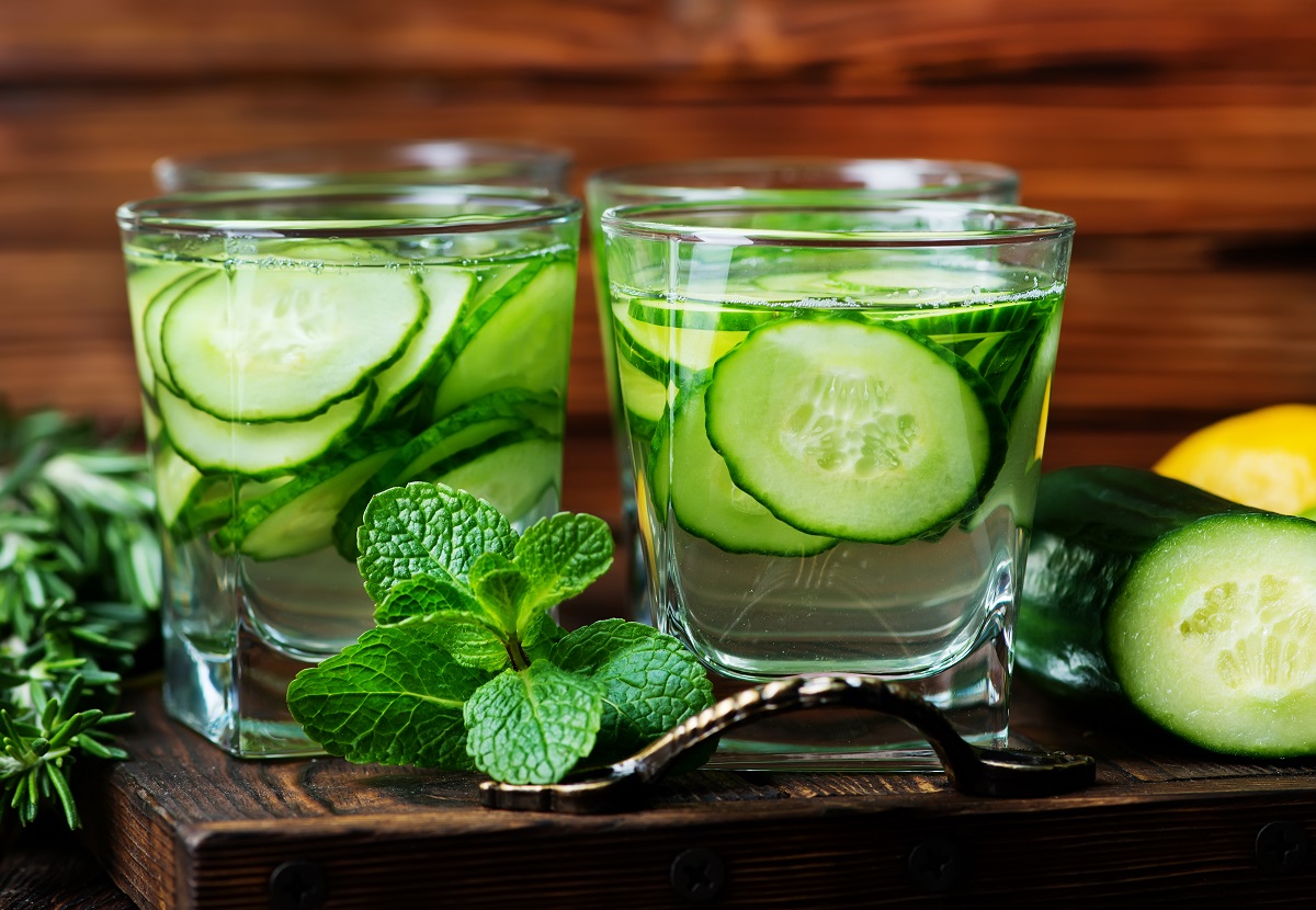ilustrasi minuman sehat. foto: envato elements ilustrasi minuman sehat. foto: envato elements