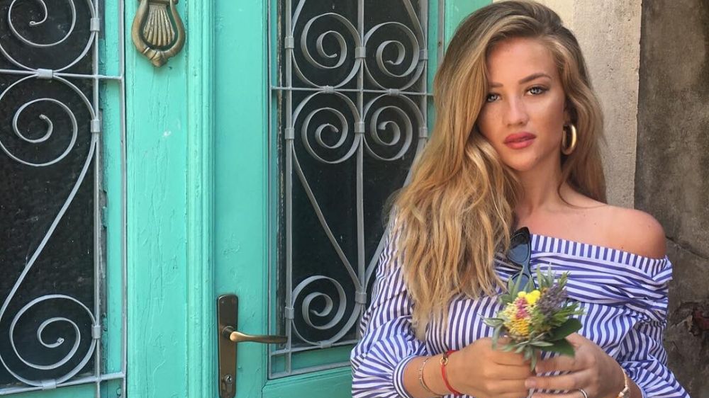 Berikut ini adalah deretan WAG'S Kroasia yang siap membantu sang kekasih untuk menjegal Ceko di Piala Eropa 2020. (foto: Instagram Izabel Andrijanic) Berikut ini adalah deretan WAG'S Kroasia yang siap membantu sang kekasih untuk menjegal Ceko di Piala Eropa 2020. (foto: Instagram Izabel Andrijanic)