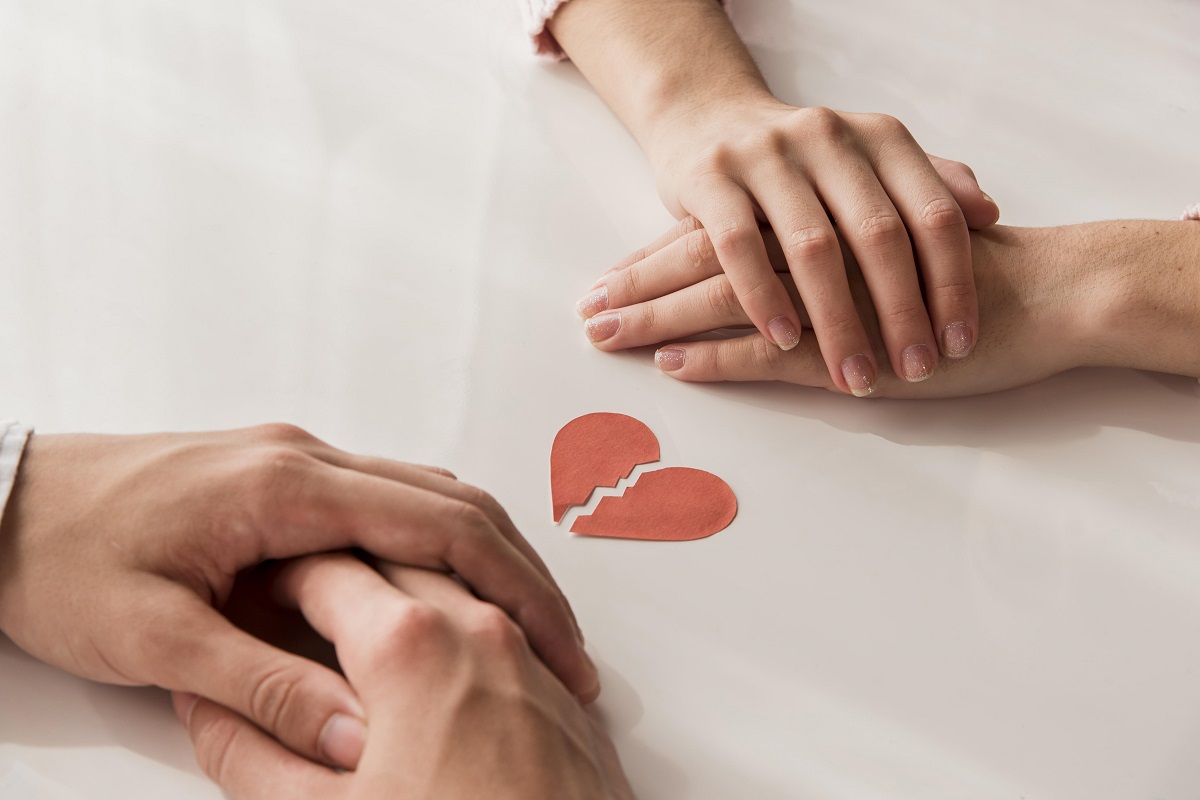 Ilustrasi: Patah hati (foto: freepik) Ilustrasi: Patah hati (foto: freepik)